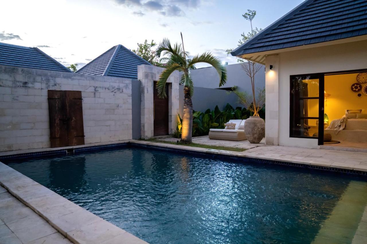 Casa Benita By Bracha Villas Management Seminyak Exteriör bild