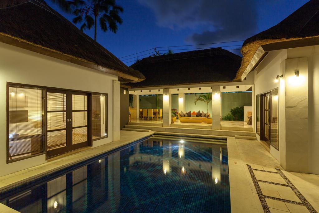 Casa Benita By Bracha Villas Management Seminyak Exteriör bild