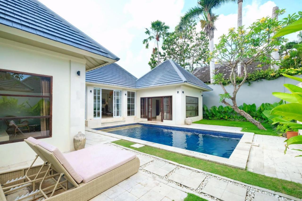 Casa Benita By Bracha Villas Management Seminyak Exteriör bild