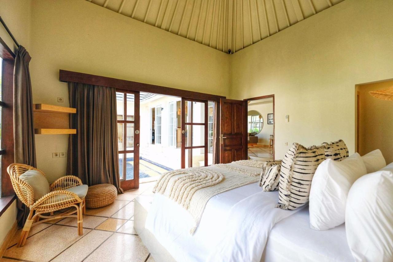 Casa Benita By Bracha Villas Management Seminyak Exteriör bild